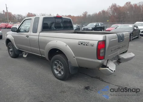 2002 Nissan Frontier Desert Runner Xe-V6 из США, поврежденный, VIN 1N6ED26TX2C373293